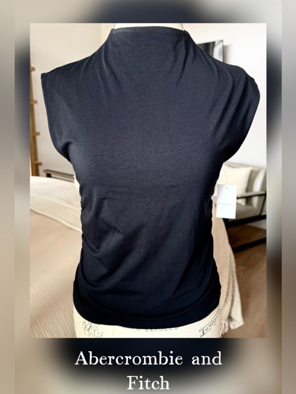 Abercrombie & Fitch Black Sleeveless Mock-Neck Tank